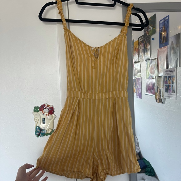 yellow striped romper - Picture 2 of 3